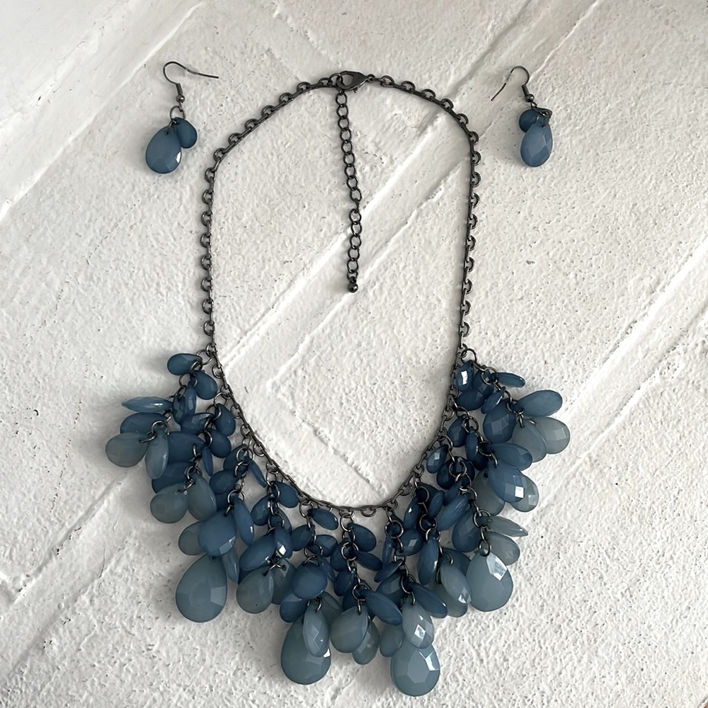 Aqua Blue Necklace and Earring Set